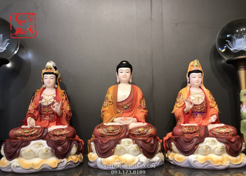 Tượng Tây Phương Tam Thánh được Phật tử Tịnh Độ Tông thờ rất phổ biến